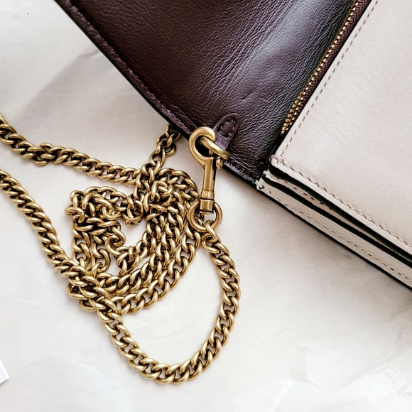 COACH Riley Chain Clutch In Colorblock WALLET ON CHAIN - Picture 11 of 16